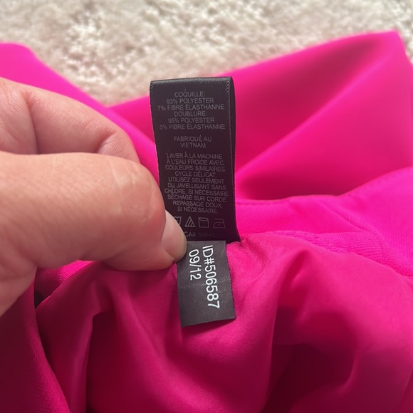 Express Hot Pink Skirt - Picture 6 of 6